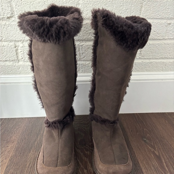 Born Shearling Boots/SIZE 10 - Picture 7 of 7